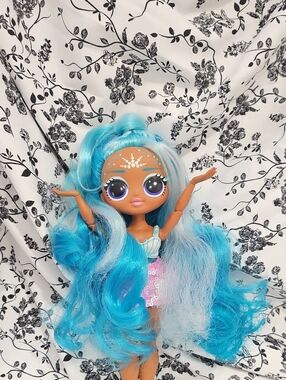 OMG Splash Beauty Doll